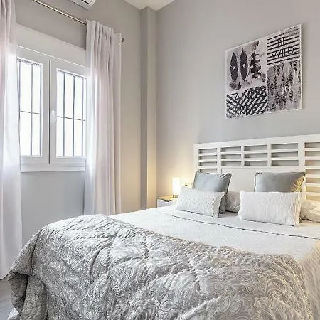 Minimalismo De Vanguardia Con Altas Calidades 1 Br Appartamento Siviglia
